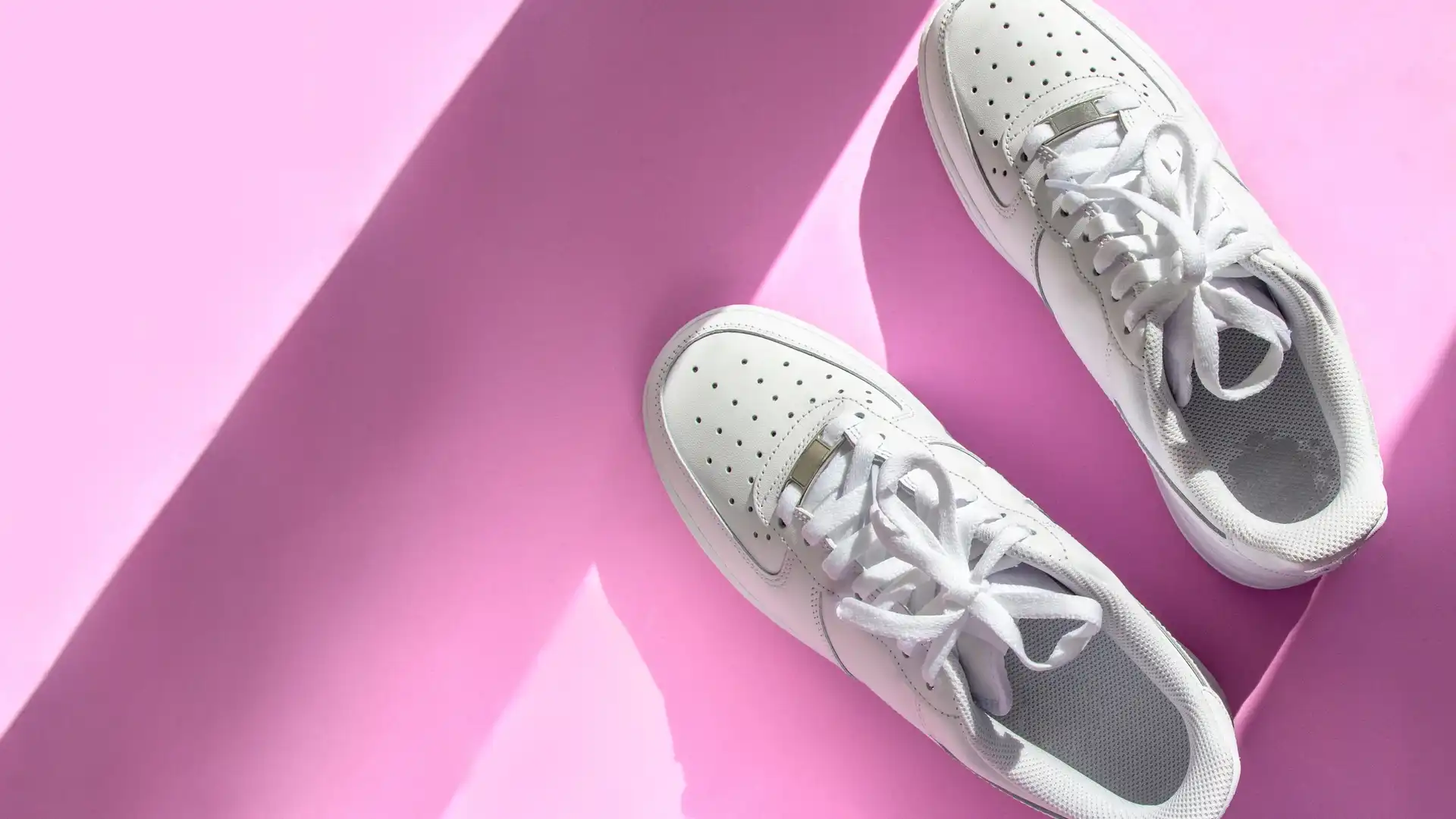 Lire la suite à propos de l’article Comment Entretenir des Baskets Blanches Nike