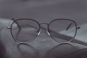 Lire la suite à propos de l’article Quelles Lunettes Choisir pour mon Visage ? Guide Complet 2026