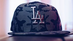 Lire la suite à propos de l’article Comment porter une casquette : le guide pour toutes les têtes
